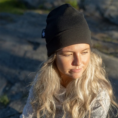 Paapii Woman's Beanie - black lifestyle